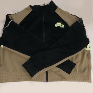 NIKE AIR cropped track jacket